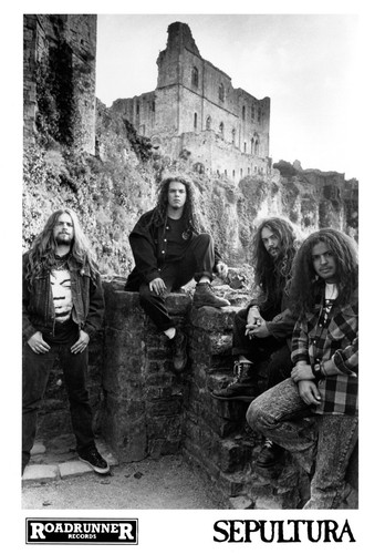 Sepultura promo photo 1990s - -,